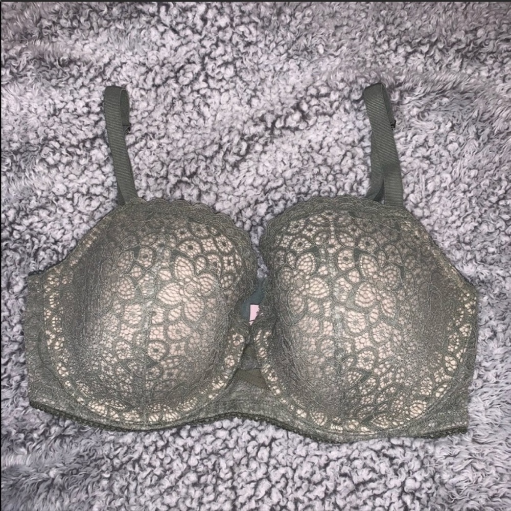✨VS Dream Angels Demi Bra - Green Lace✨